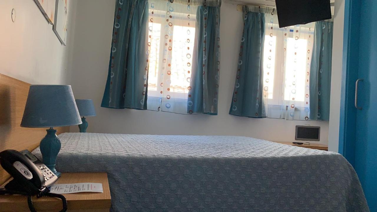 Weaa Hotel Nazaré Esterno foto