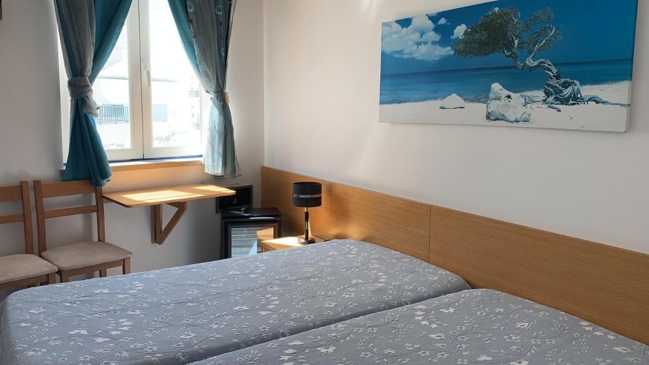Weaa Hotel Nazaré Esterno foto