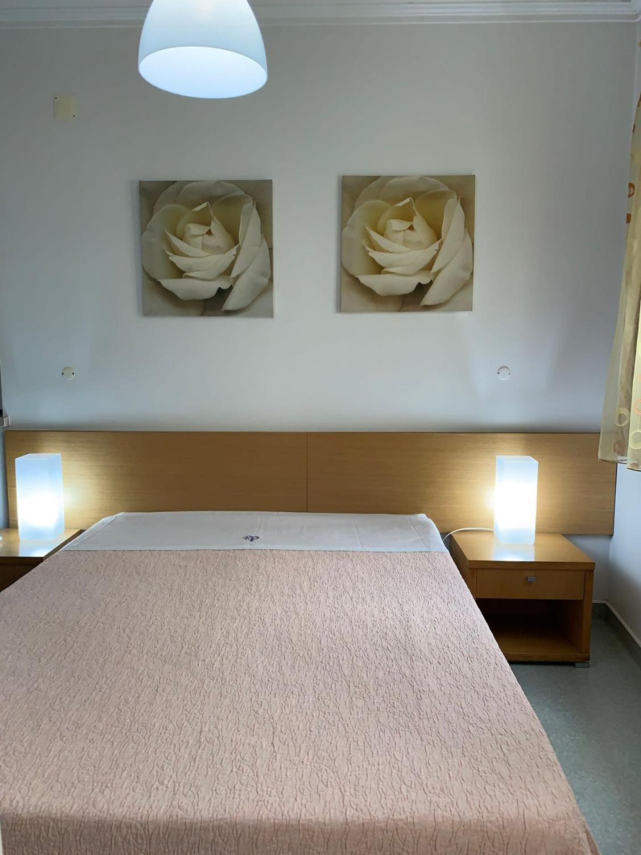 Weaa Hotel Nazaré Esterno foto