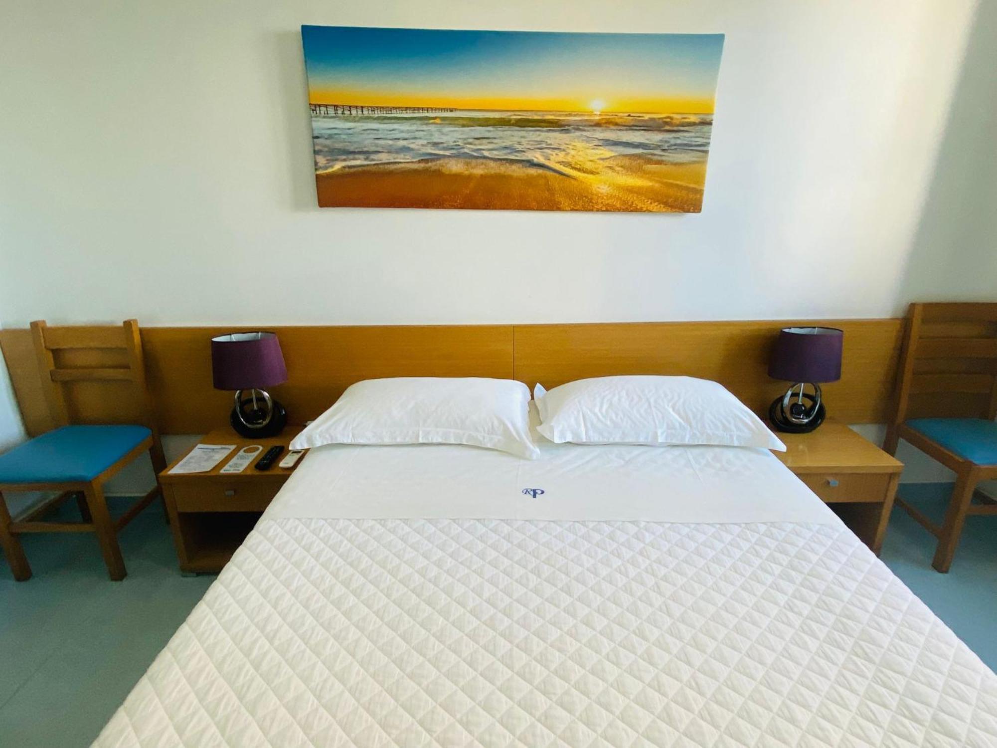 Weaa Hotel Nazaré Esterno foto